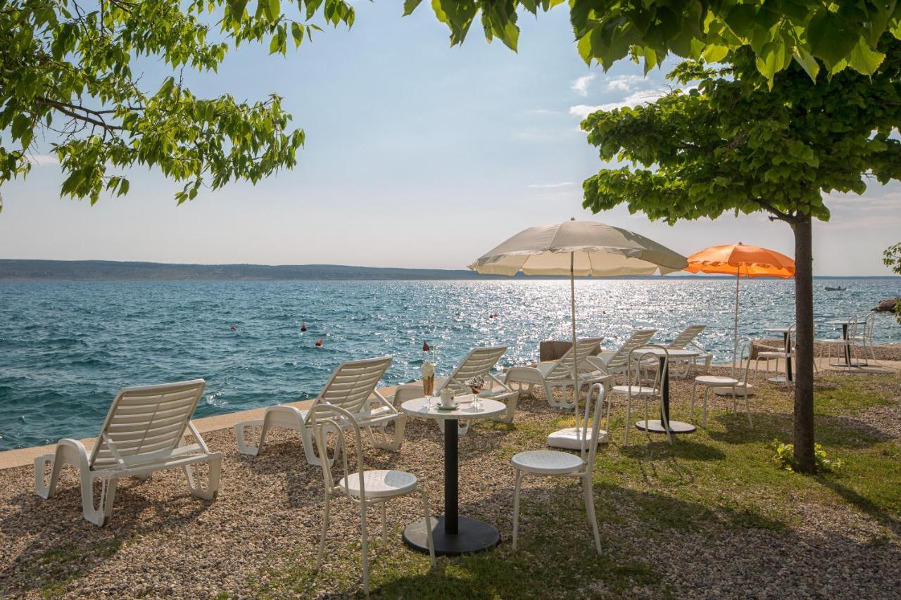 Bed and Breakfast Pansion Andelko Starigrad Paklenica Esterno foto